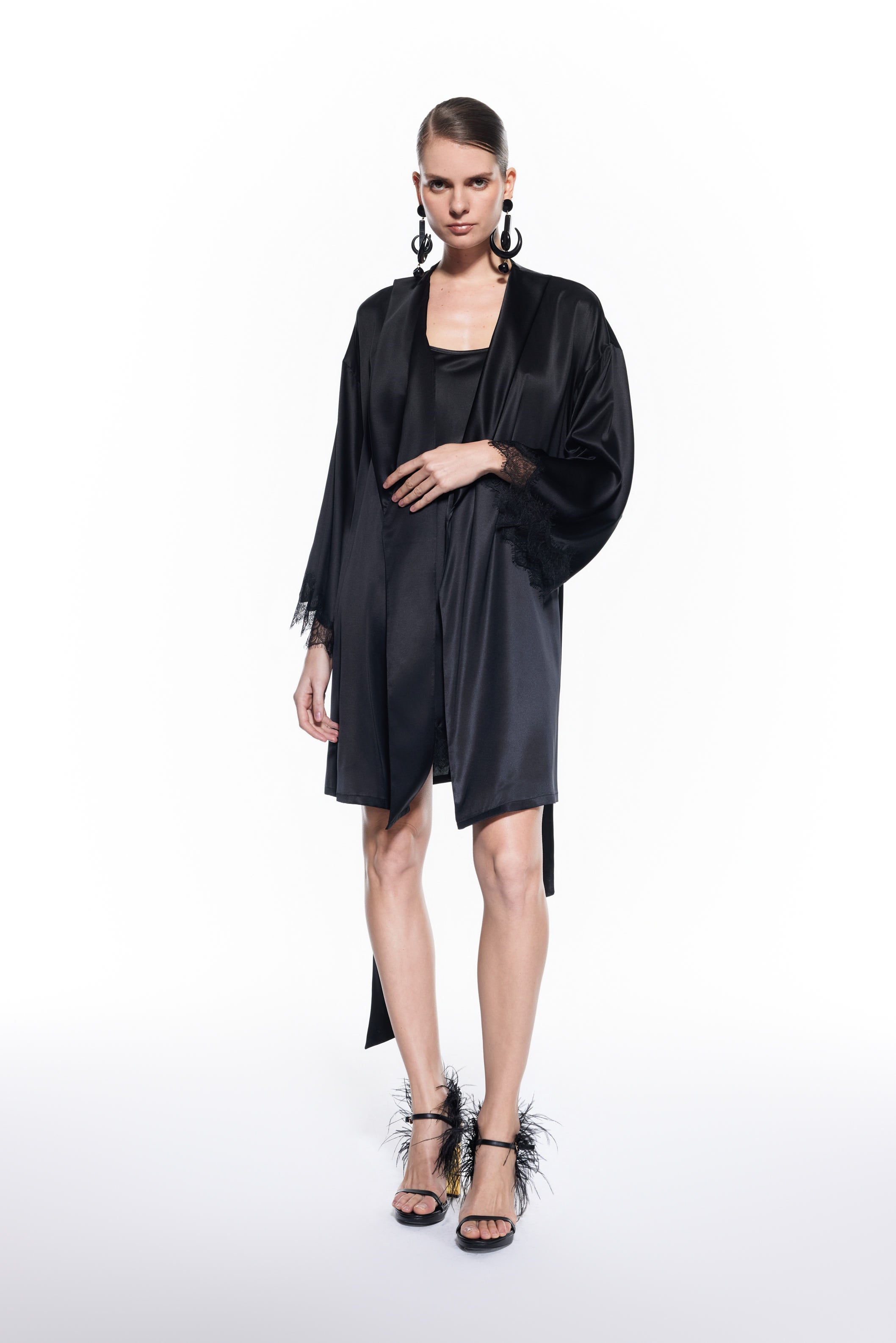 Verita Silk Robe Black