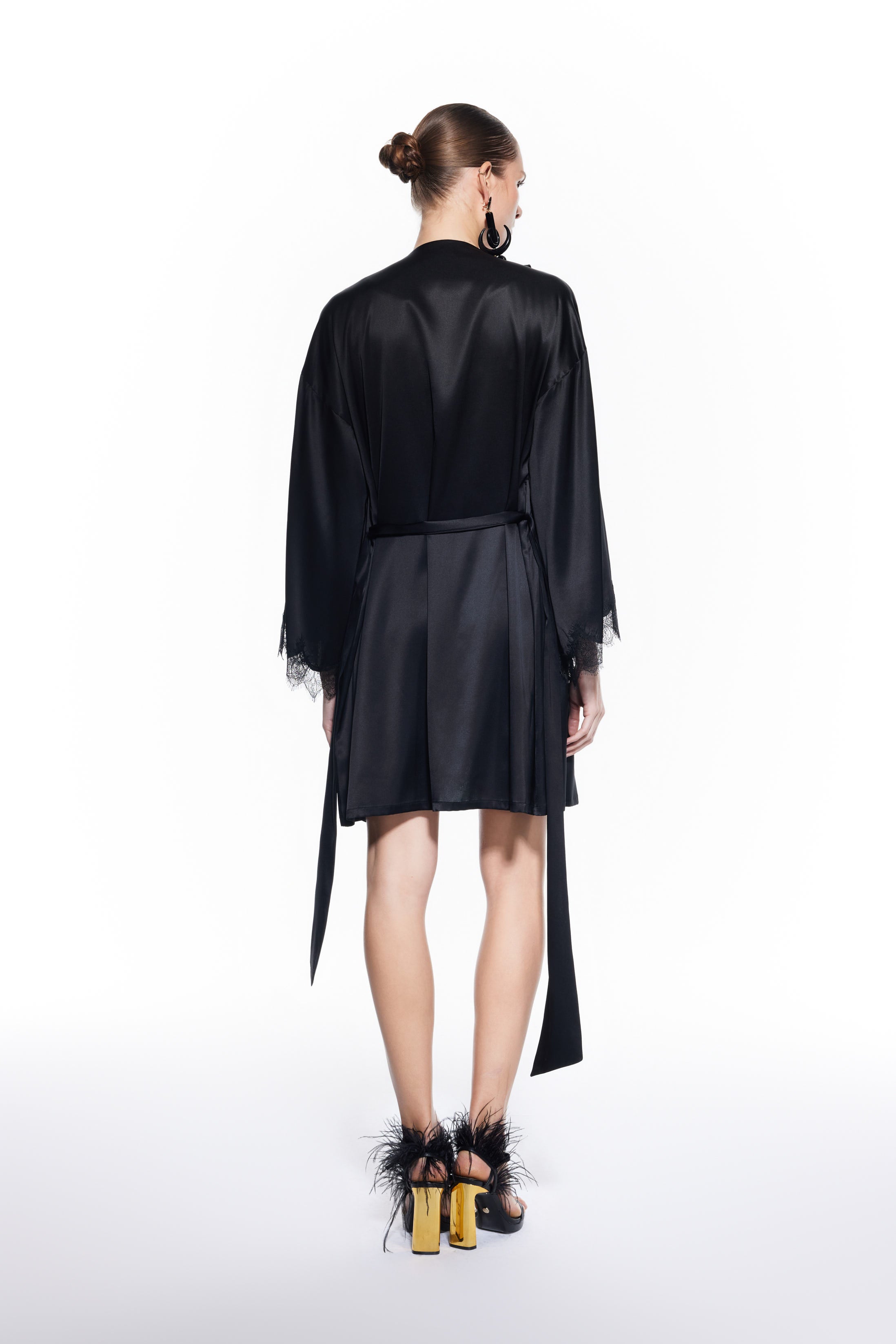 Verita Silk Robe Black