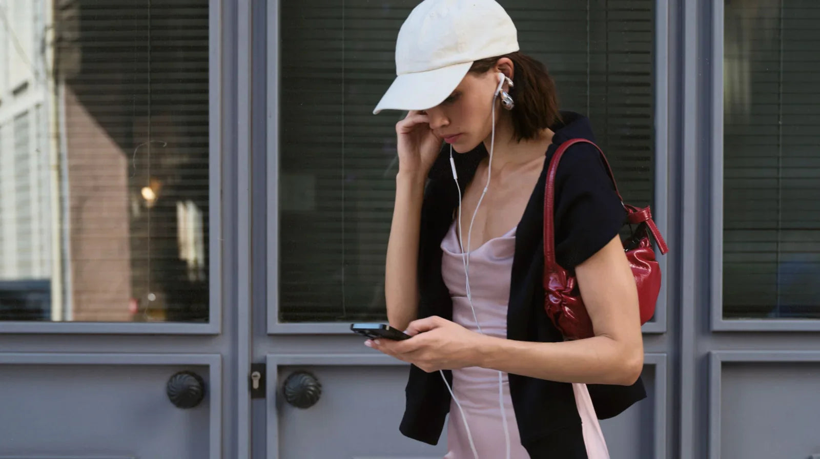 Mers Silk: Elegance at the Office